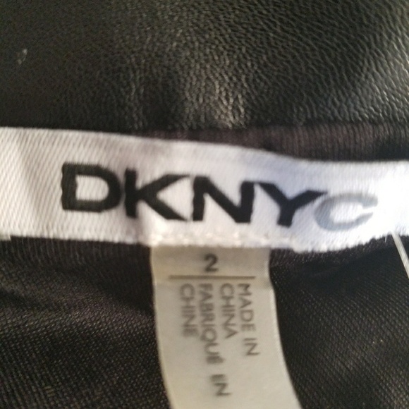 NEW! DKNYC Layered Sequin Mini Skirt 2. - Picture 7 of 8